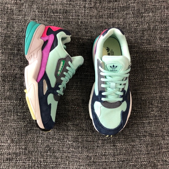 COPY - Adidas falcon sneakers - Picture 2 of 5